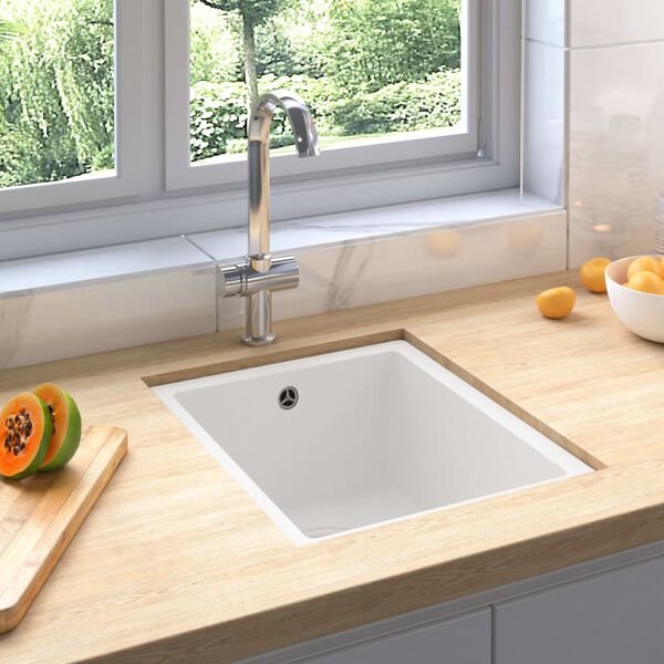 Showing Product Image 2 of 8