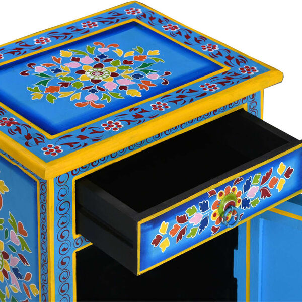 Showing Product Image 4 of 10
